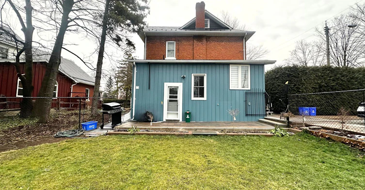 Upper-420 Osborne Street, Brock, ON, L0K 1A0