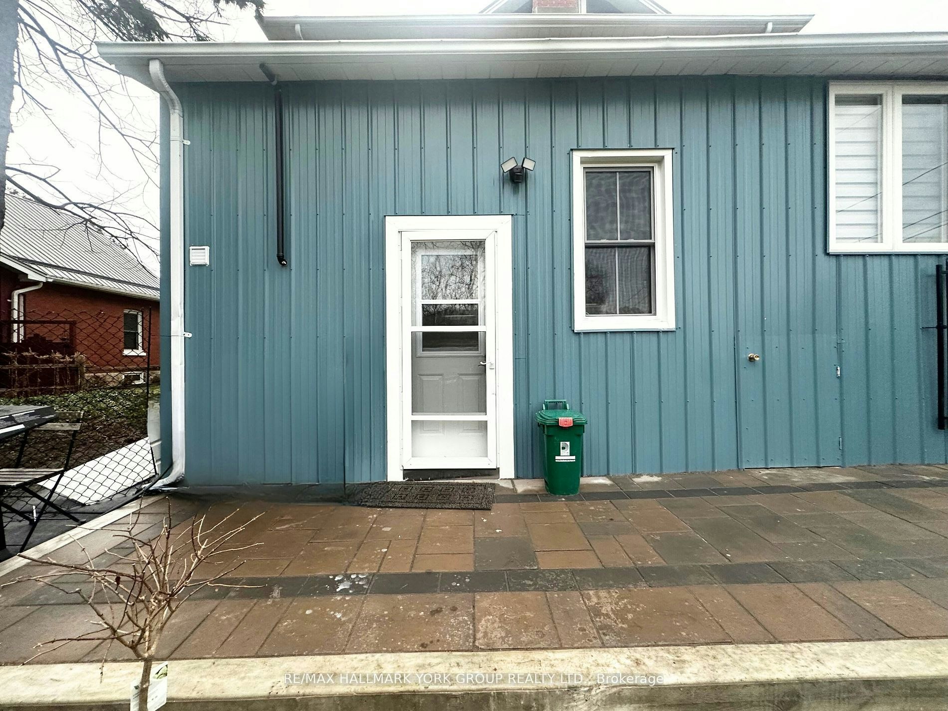 Upper-420 Osborne Street, Brock, ON, L0K 1A0 - 2