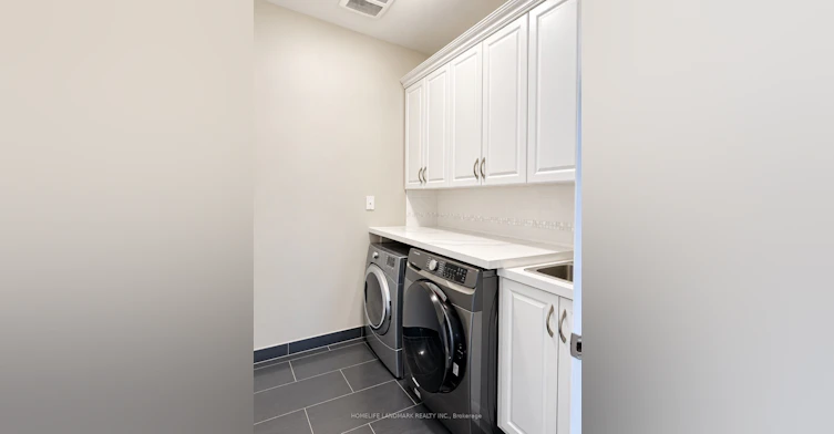 19 Frontier Drive, Richmond Hill, ON, L4C 0M2 - 6