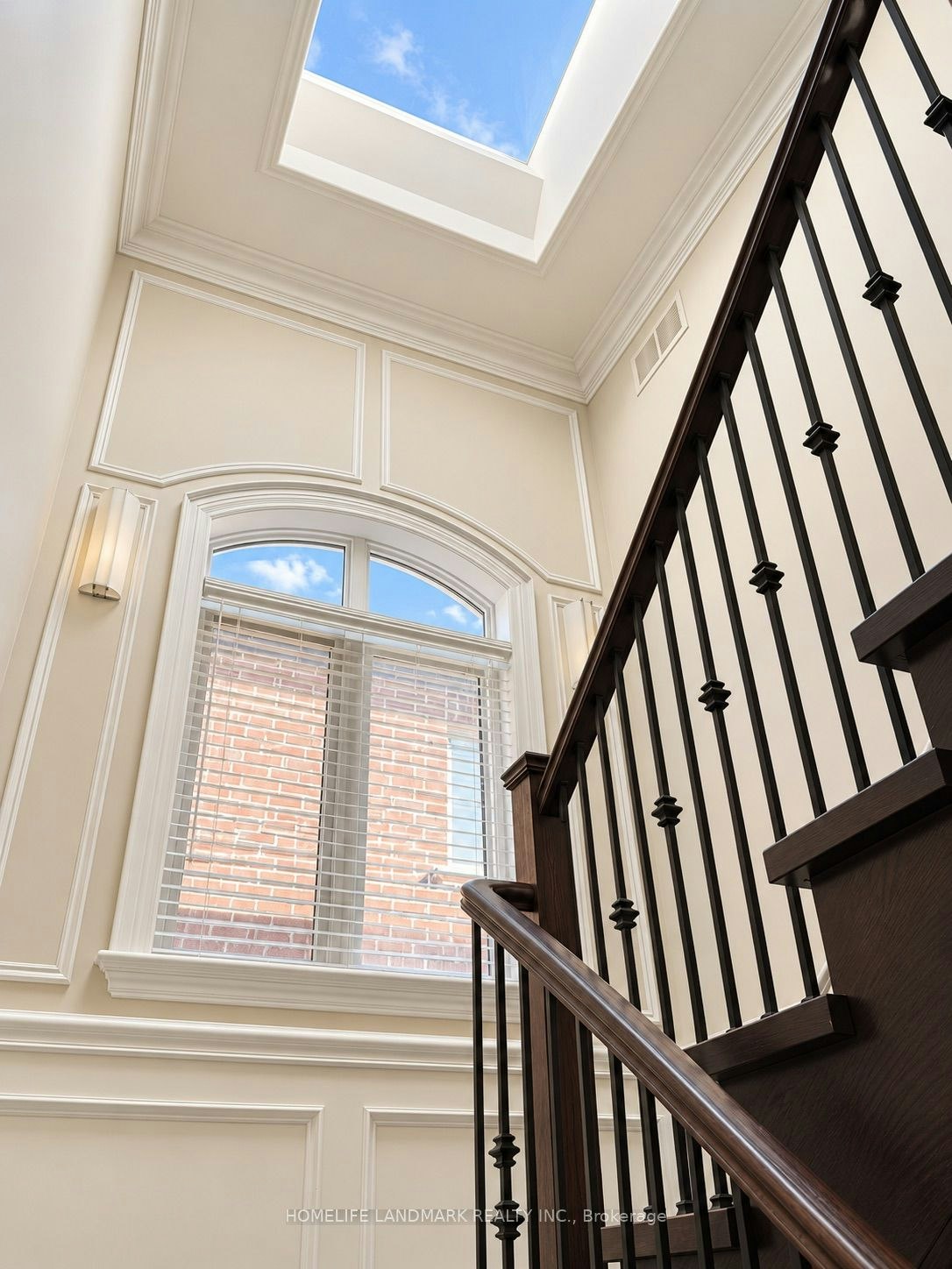19 Frontier Drive, Richmond Hill, ON, L4C 0M2 - 4