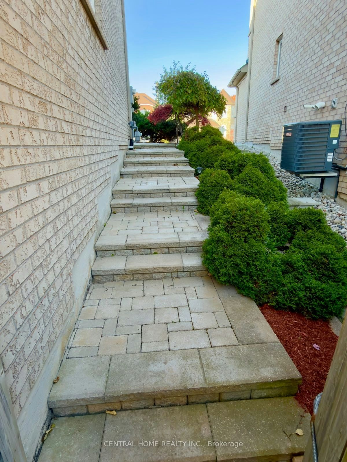 Apartment-147 Jefferson Forest Drive S, Richmond Hill, ON, L4E 4K6 - 18