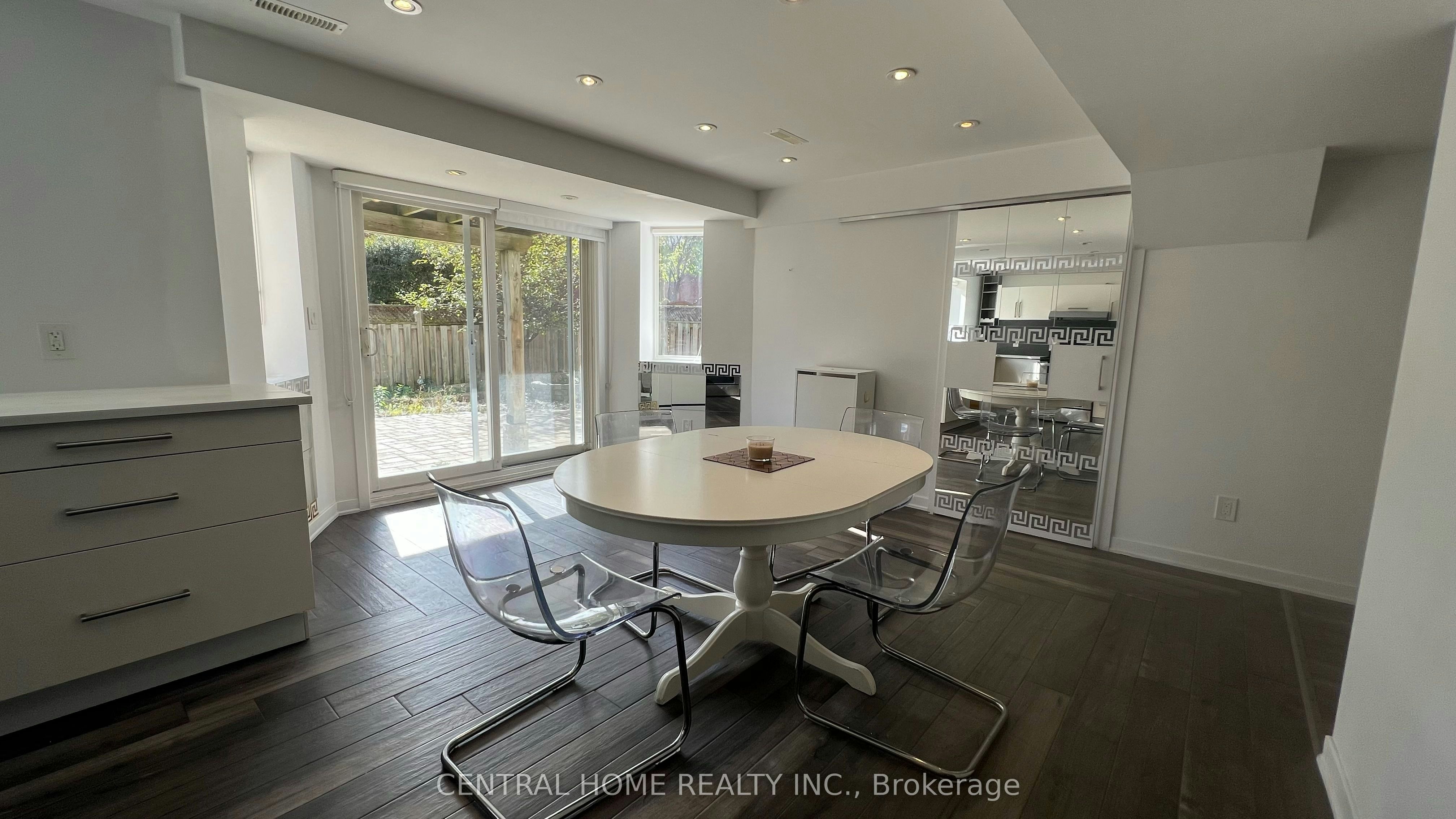 Apartment-147 Jefferson Forest Drive S, Richmond Hill, ON, L4E 4K6 - 3