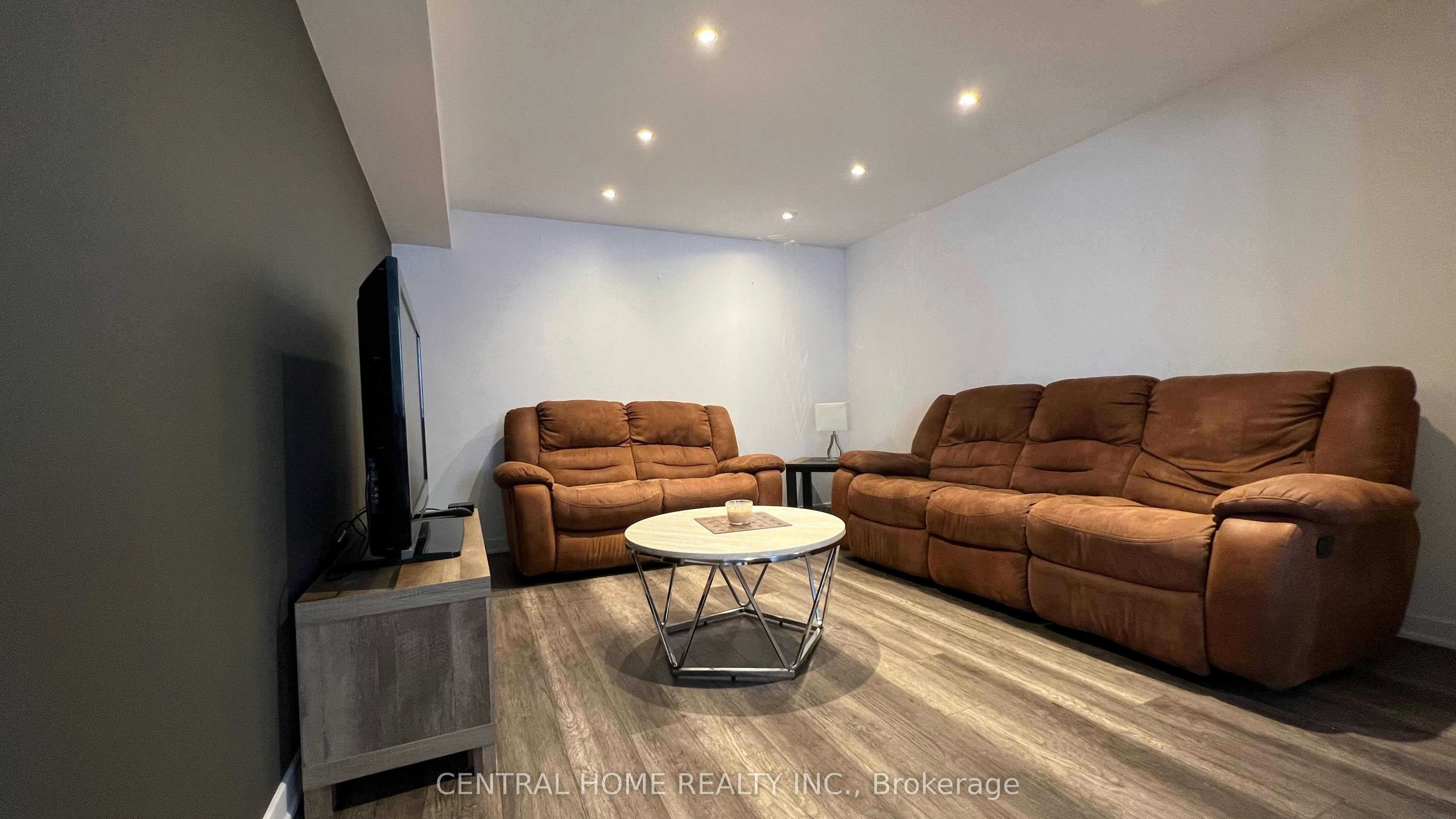 Apartment-147 Jefferson Forest Drive S, Richmond Hill, ON, L4E 4K6 - 4