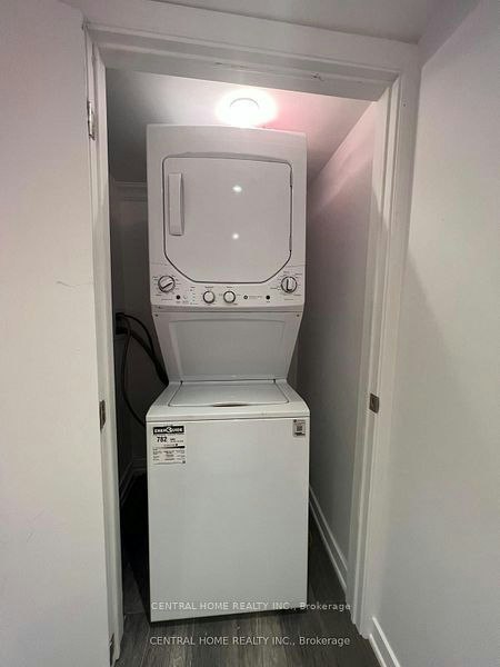 Apartment-147 Jefferson Forest Drive S, Richmond Hill, ON, L4E 4K6 - 12