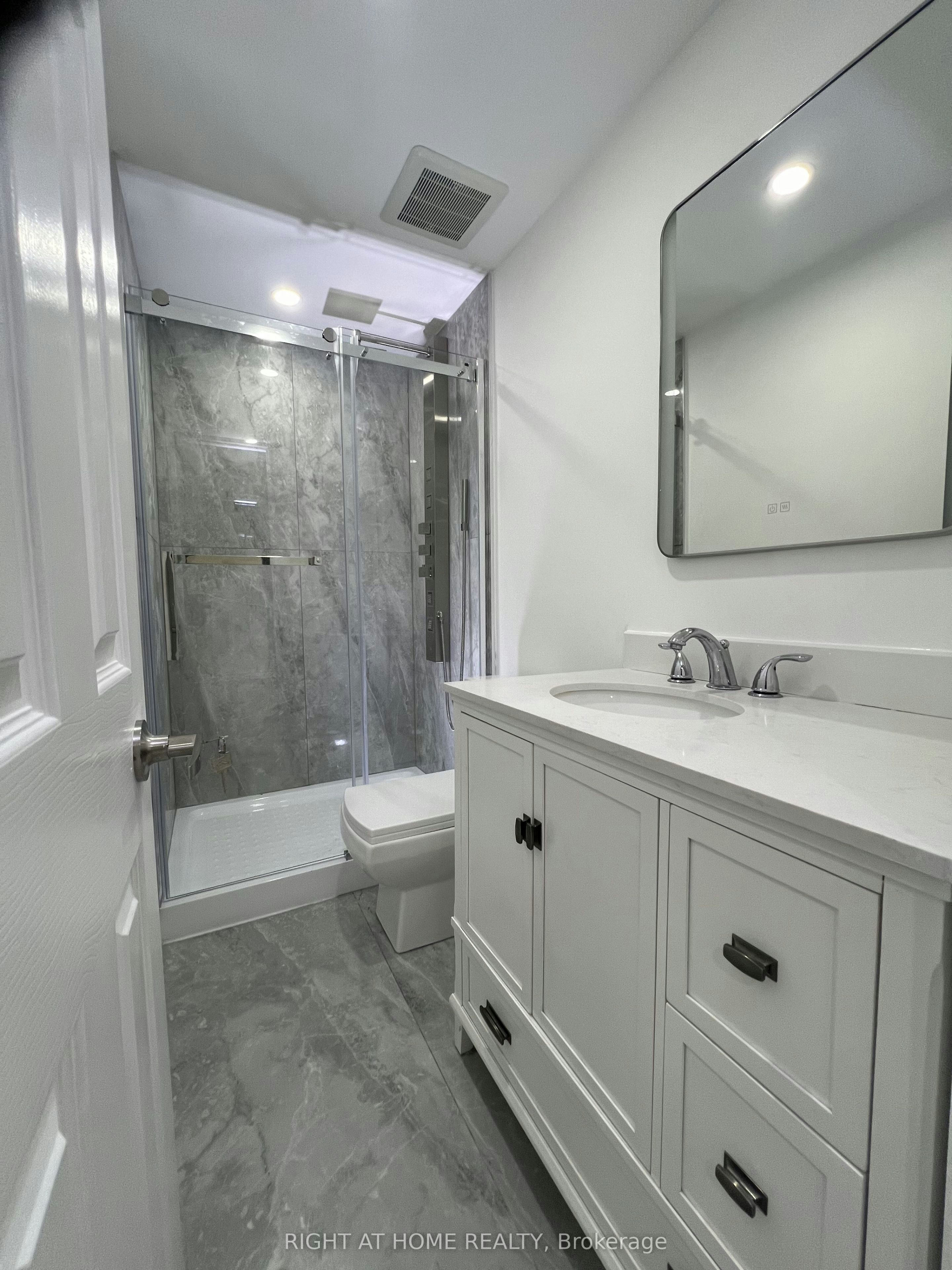 basement-41 Portage Avenue, Richmond Hill, ON, L4E 2Z5 - 4