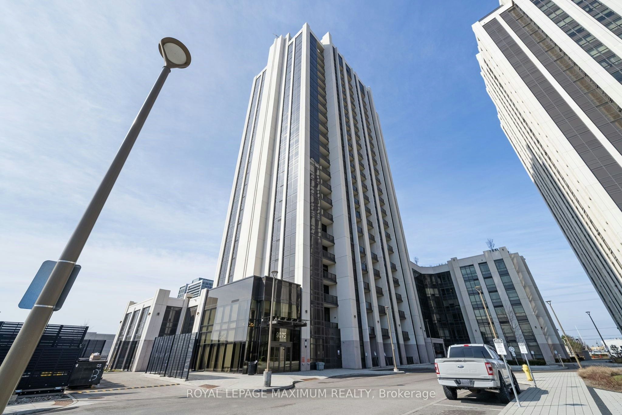 1804-9075 Jane Street, Vaughan, ON, L4K 0L7