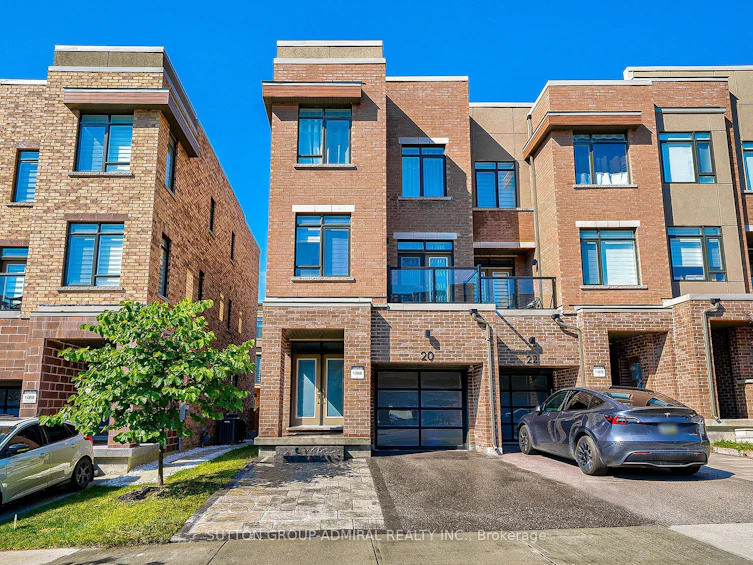 20 Glenngarry Crescent, Vaughan, ON, L6A 4Z4