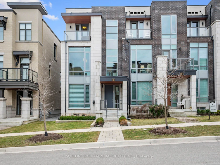 15 Aylin Crescent, Vaughan, ON, L6A 4Z8