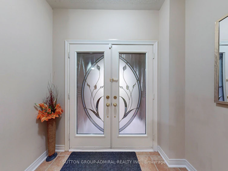 40 Tuscana Boulevard, Vaughan, ON, L4K 5J2 - 2