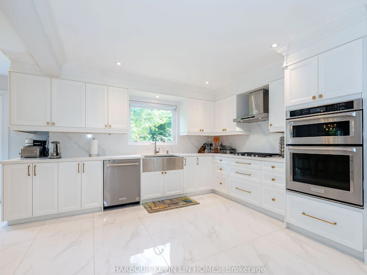 14 Lynngrove Crescent, Richmond Hill, ON, L4B 2B9 - 13