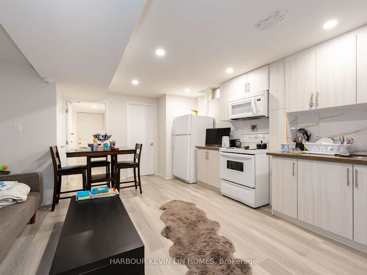 14 Lynngrove Crescent, Richmond Hill, ON, L4B 2B9 - 36