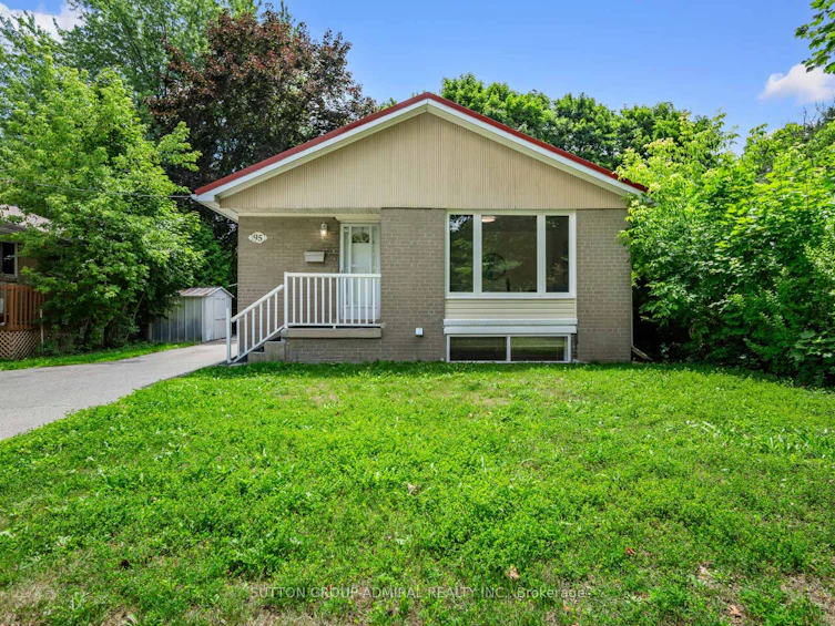 95 Murray Drive, Aurora, ON, L4G 2C4