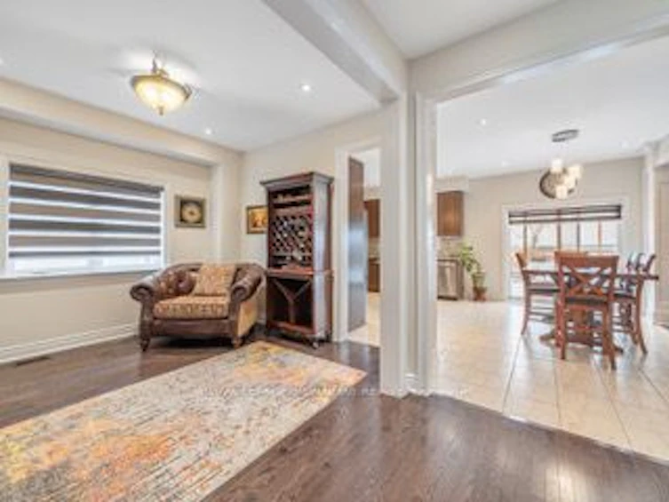 878 John Street, Innisfil, ON, L0L 1K0 - 9