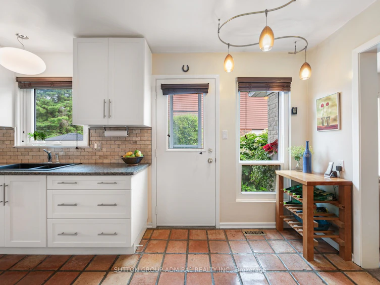 172 Spruce Street, Aurora, ON, L4G 3P3 - 5