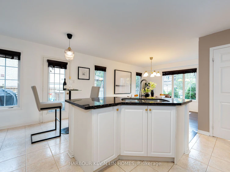 54 Waterton Crescent, Richmond Hill, ON, L4B 4L2 - 15