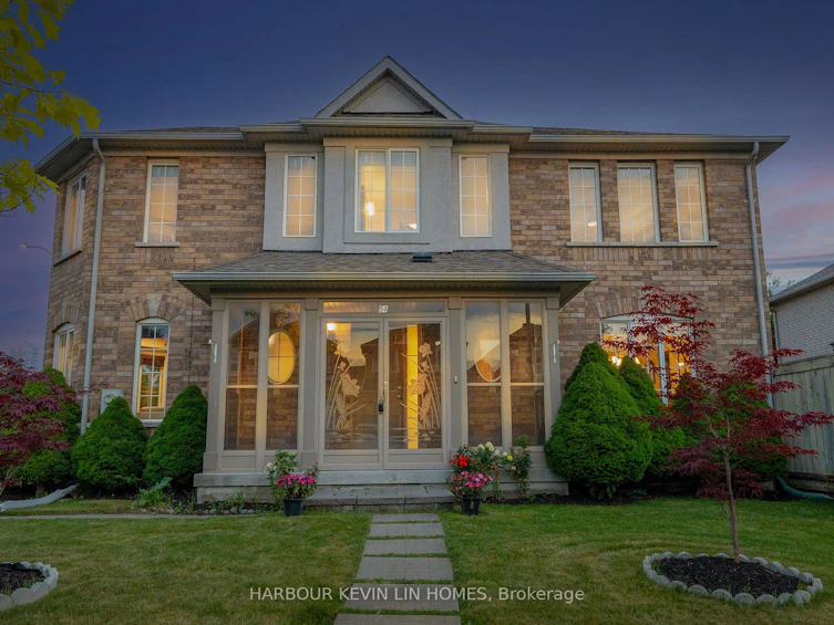 54 Waterton Crescent, Richmond Hill, ON, L4B 4L2