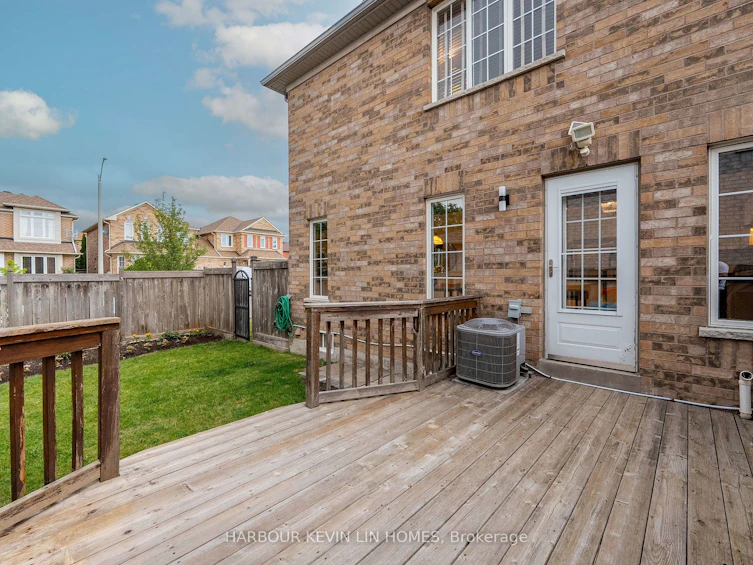 54 Waterton Crescent, Richmond Hill, ON, L4B 4L2 - 38
