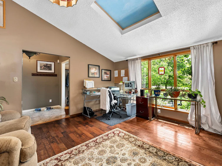 20 Adelaide Street, Georgina, ON, L0E 1N0 - 9