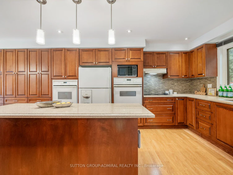 11 Eveningside Road, Markham, ON, L3T 4K1 - 11