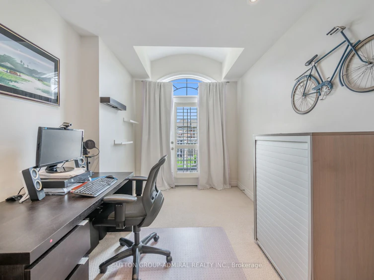 21 Robert Green Crescent, Vaughan, ON, L6A 0V6 - 23