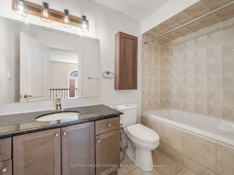 21 Robert Green Crescent, Vaughan, ON, L6A 0V6 - 28