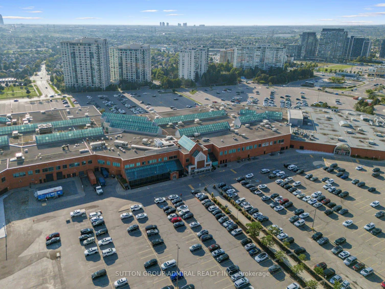 708-7440 Bathurst Street, Vaughan, ON, L4J 7K8 - 33