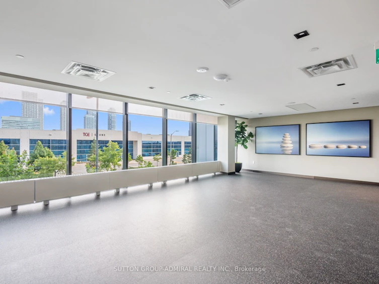 1615-38 Honeycrisp Crescent, Vaughan, ON, L4K 0M8 - 13