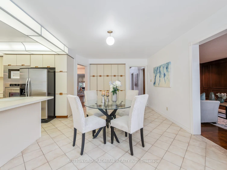 582 Spring Gate Boulevard, Vaughan, ON, L4J 5B8 - 7