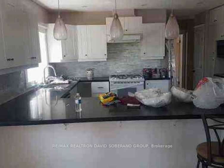 4290 Yonge Street, Bradford West Gwillimbury, ON, L0L 1R0 - 5