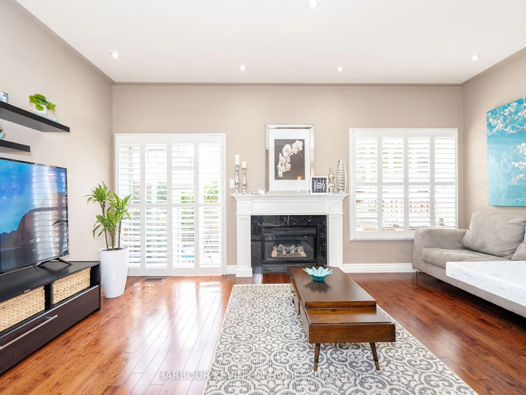 22 Tuscana Boulevard, Vaughan, ON, L4K 5J2 - 22