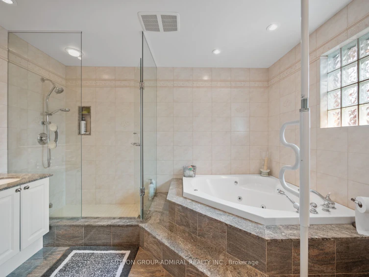 110 Summerdale Drive, Markham, ON, L3T 6Y6 - 18