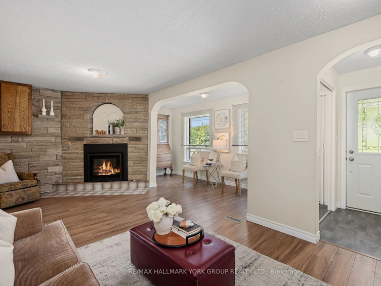 768 Churchill Lane, Georgina, ON, L0E 1S0 - 7