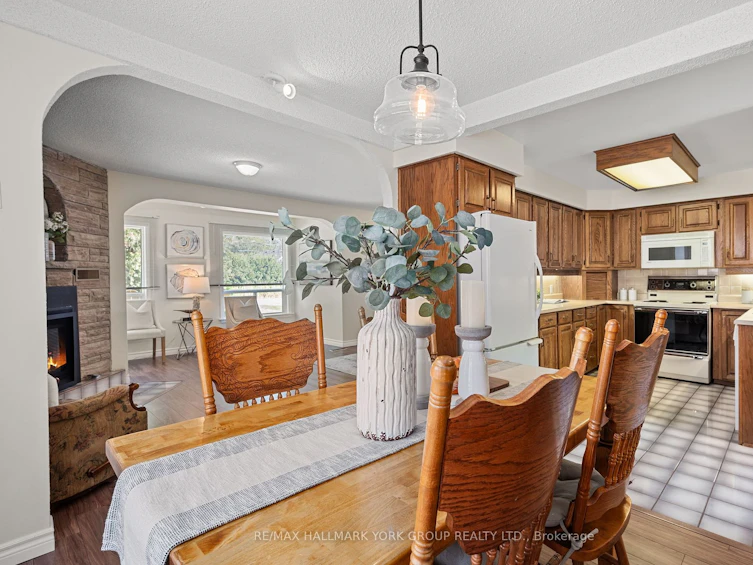 768 Churchill Lane, Georgina, ON, L0E 1S0 - 14