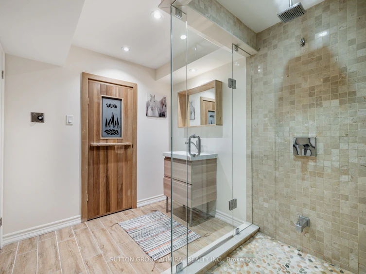 29 Lindvest Crescent, Vaughan, ON, L6A 4N2 - 31