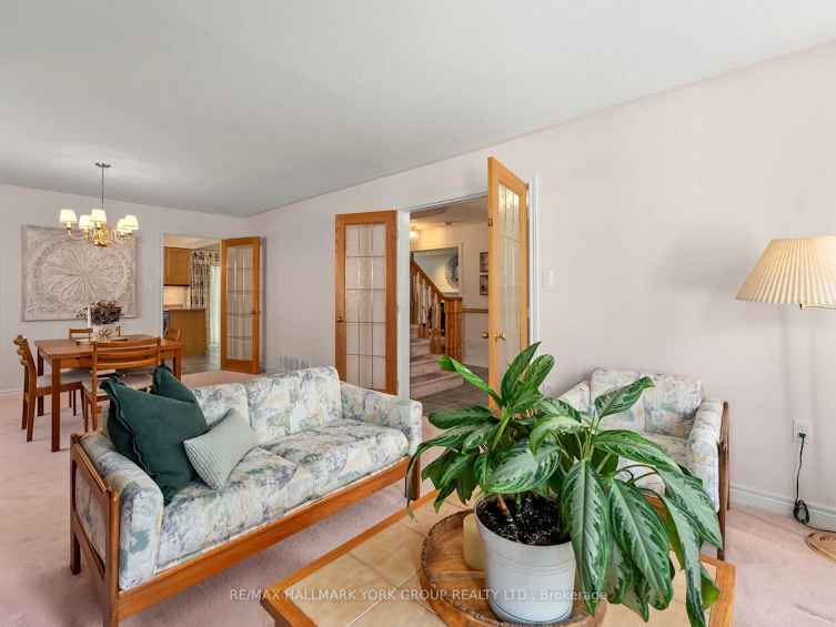 23 Bambi Crescent, Georgina, ON, L4P 4C3 - 6