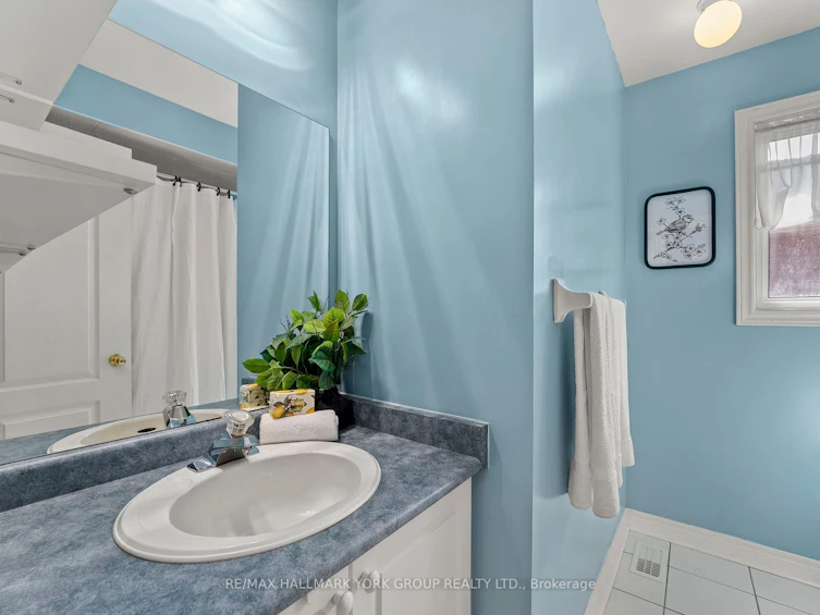 23 Bambi Crescent, Georgina, ON, L4P 4C3 - 24