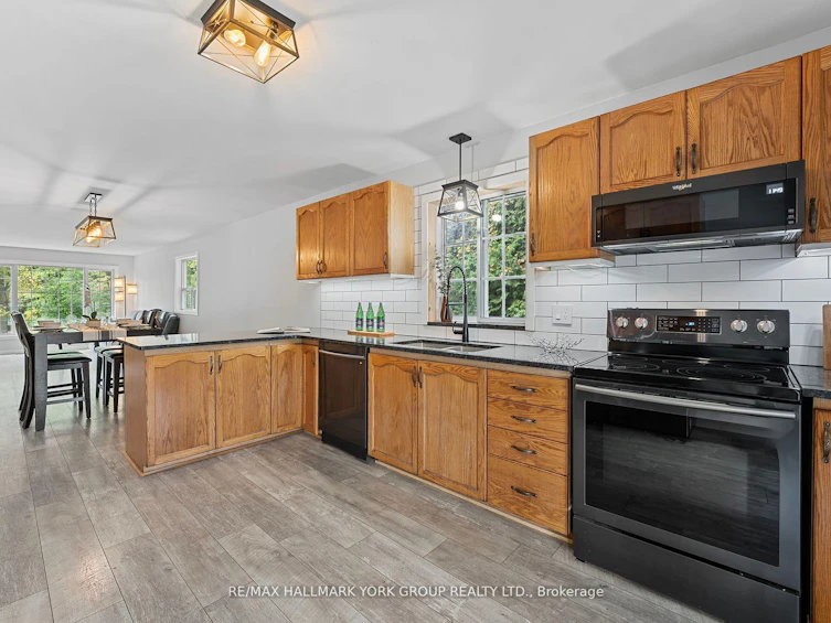 181 Moores Beach Road, Georgina, ON, L0E 1N0 - 4