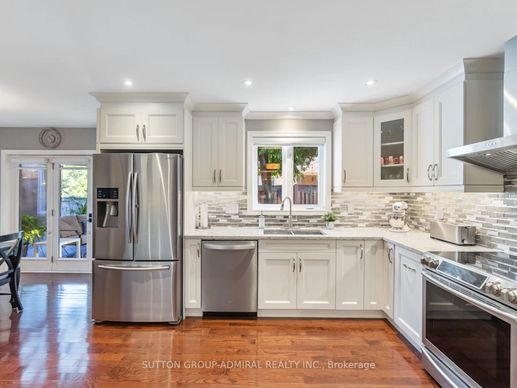 33 Prince Drive, Bradford West Gwillimbury, ON, L3Z 3B7 - 9