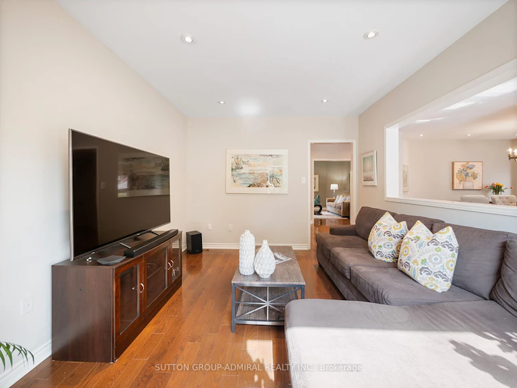 9 El Dorado Street, Richmond Hill, ON, L4C 0G9 - 6