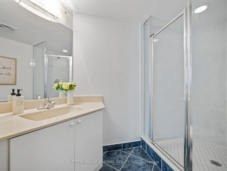 805-7 North Park Road, Vaughan, ON, L4J 0C9 - 26