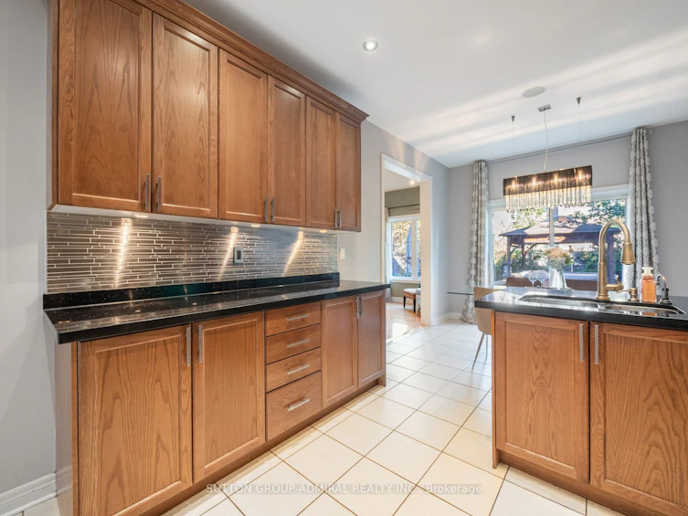 54 Strauss Road, Vaughan, ON, L4J 8Z7 - 4