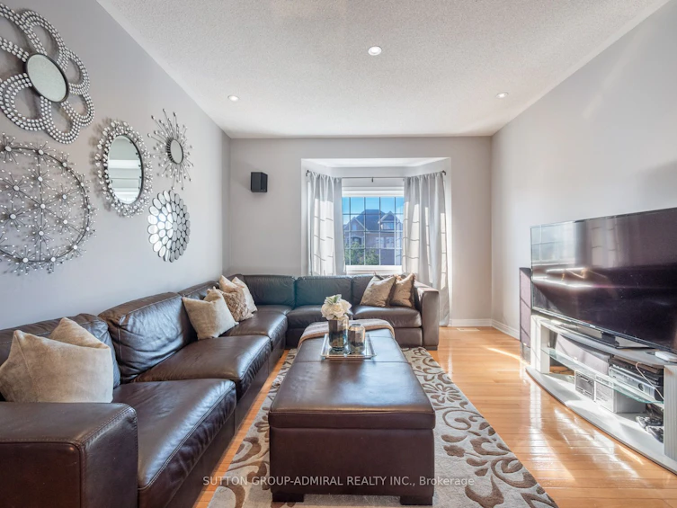 54 Strauss Road, Vaughan, ON, L4J 8Z7 - 11