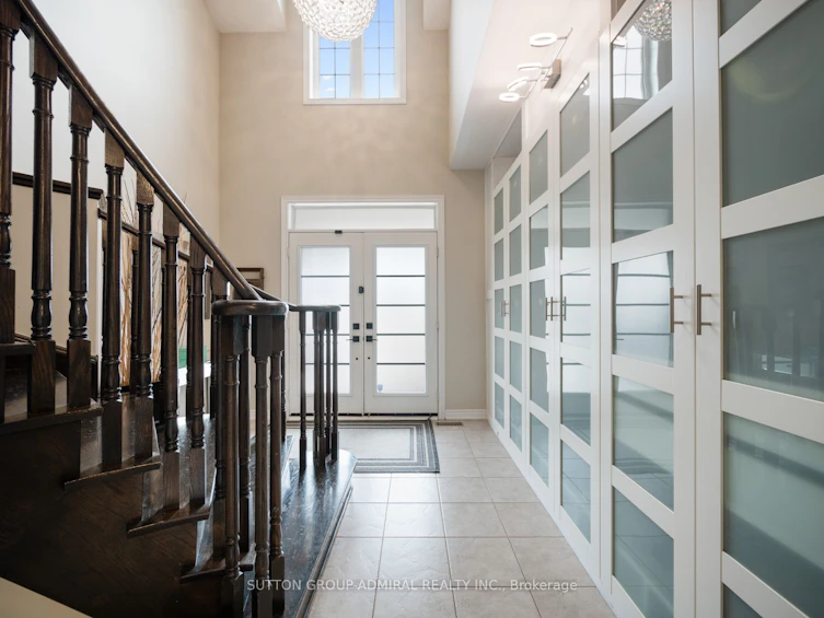341 Lauderdale Drive, Vaughan, ON, L6A 0N7 - 2