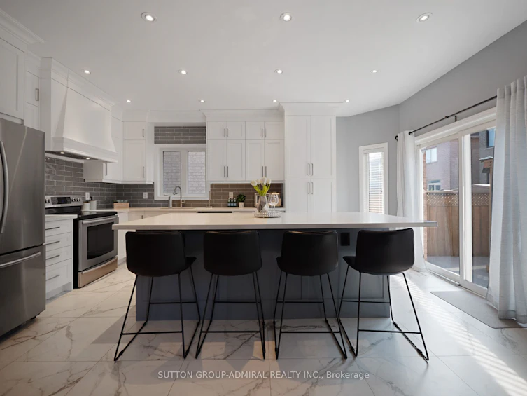 54 Saint Victor Drive, Vaughan, ON, L4H 3E3 - 8