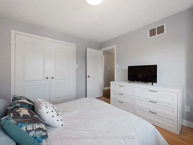 54 Saint Victor Drive, Vaughan, ON, L4H 3E3 - 19