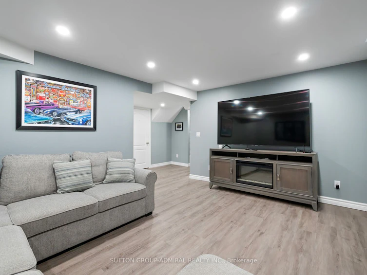 54 Saint Victor Drive, Vaughan, ON, L4H 3E3 - 27