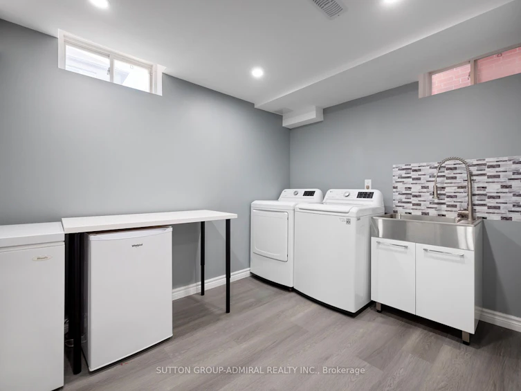 54 Saint Victor Drive, Vaughan, ON, L4H 3E3 - 28