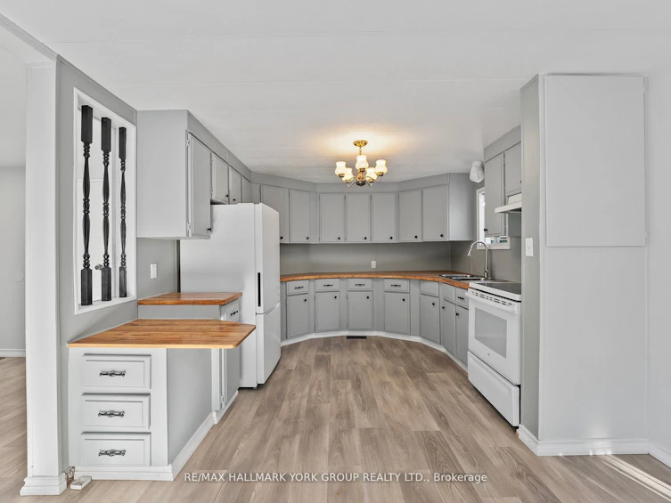 52 Damsel Circle, Georgina, ON, L0E 1R0 - 11