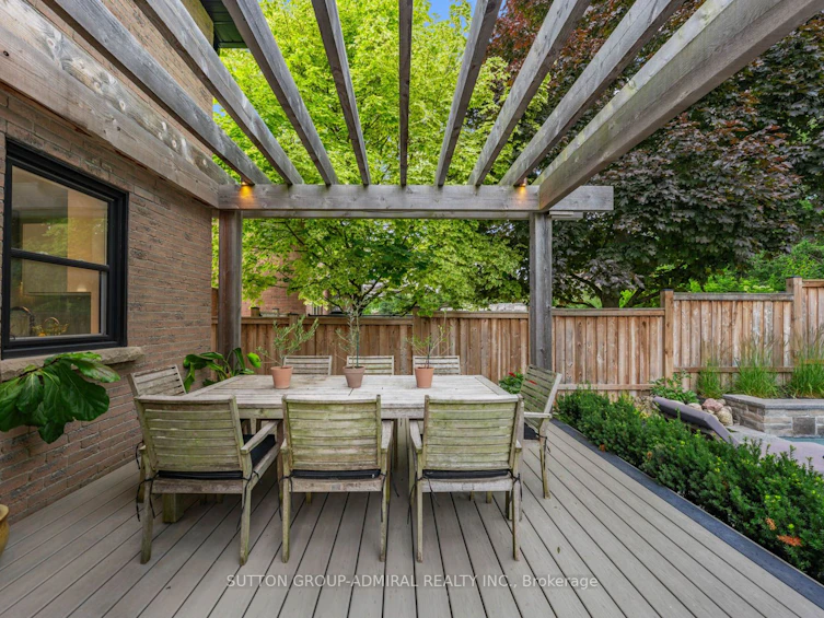 29 Marsh Harbour, Aurora, ON, L4G 5Y7 - 29