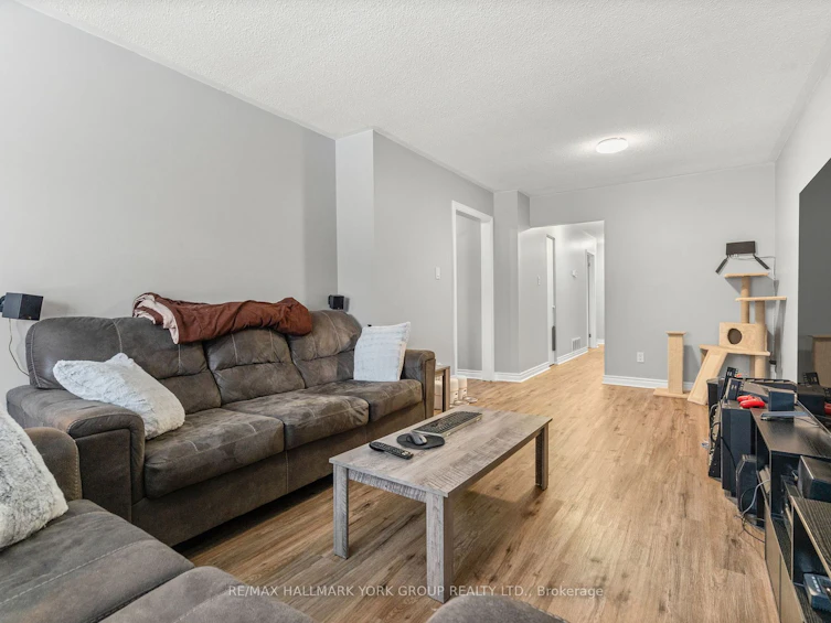 25A College Crescent, Barrie, ON, L4M 2W4 - 3